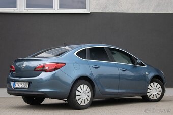 Opel Astra 1.6 Cosmo / 85kW / M5 / 2014 - 4