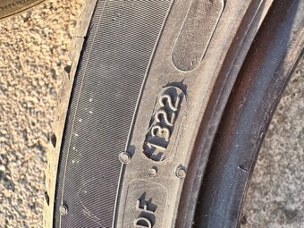 Nokian 225/45 r17 - 4