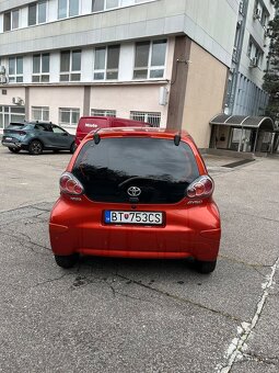 Predám auto TOYOTA AYGO - 4