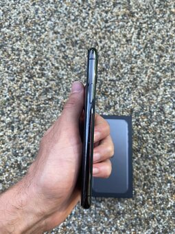 iPhone 11 pro 256Gb - baterie 100% - 4