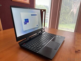 Herný notebook HP Omen 15,6" i7-8750H 16GB - 4