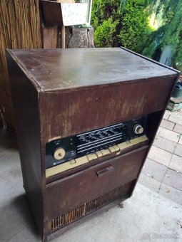 Predám staré gramoradio Tesla Resprom A-104 - 4