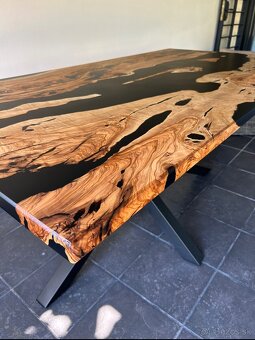 Jedalensky stôl, epoxid, oliva. - 4