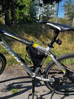Giant 26 , 3X9, Kotúčové brzdy - 4