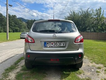 Nissan Qashqai 1.5 dCi, 2012 - 4
