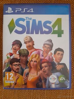 Predám  hry na PS4 - 4