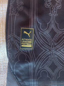 Dres AC Miláno Pulisic - 4