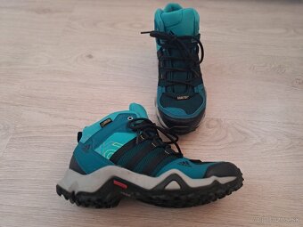 Značkové Adidas topánky - 4