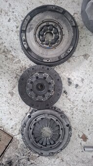 Toyota rav4 2.0 D4d 85kw diely - 4