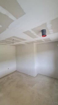 Prenájom lešenia.Zateplovanie .Stavebné práce.BA,TT,NR kraj. - 4