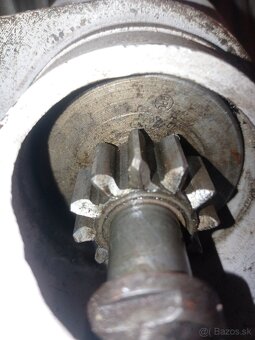 Zetor 25 štartér - 4