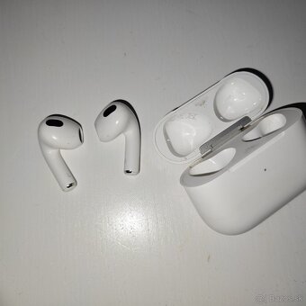 Apple AirPods 3. generácie – Originálne - 4