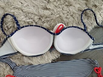 Dvojdielne push up plavky S/36 modro biele - 4