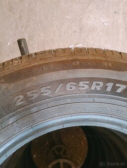 255/65/17  110H letne - 4