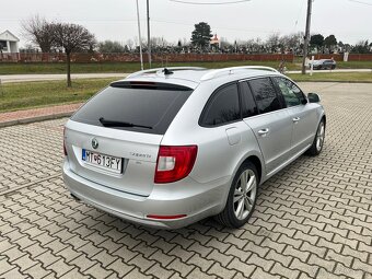 Škoda Superb - 4