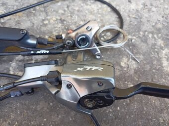 XTR - 4