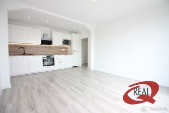 NOVÝ BYT S BALKÓNOM VO VÝBORNEJ LOKALITE - 4