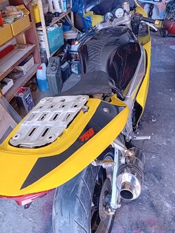 Suzuki gsxr 750 - 4
