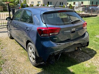 KIA Rio 1.2 benzin 2018 100tisic km 1. Majiteľ SR POJAZDNÉ - 4