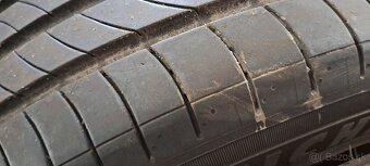 Predám 4ks pekné letné 225/45r17-94V Michelin - 4