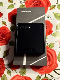 Samsung galxy z flip 7 256gb - 4