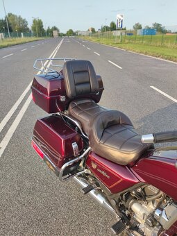 Honda GL1200 Goldwing - 4