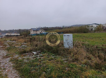 Na predaj stavebné pozemky Štitáre 4489m2 - 4