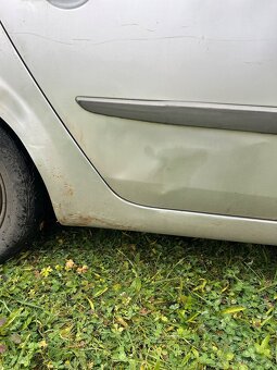 Renault Megane Scenic - 4