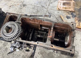 Predám prevodovku zetor 72 - 4