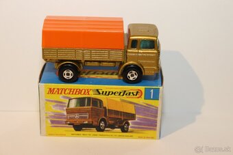 Matchbox SF Mercedes truck - 4