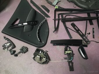 BMW E87 - Diely pravých zadných dverí - 4