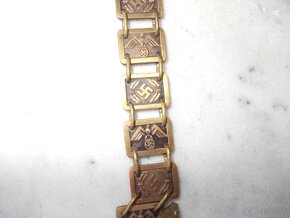 ŠTÍT NA KRK NSDAP - 4