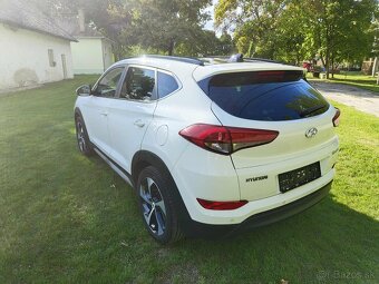Hyundai Tucson 1.7 CRDi Premium 7DCT - 4