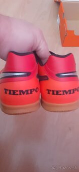 Tenisky , kopacky , salova obuv. - 4