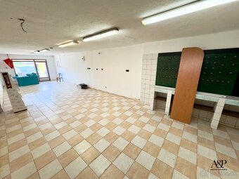 NA PREDJ RODINNÝ DOM-PODNIKATEĽSKÝ PRIESTOR, POZEMOK 826M2, - 4