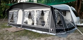 Karavan HOBBY 645 VIP 6 miestny - 4