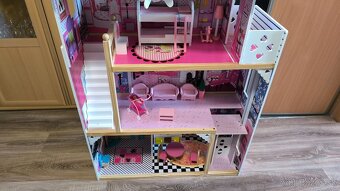 barbie dom - 4