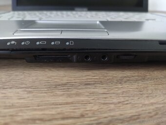 TOSHIBA Satellite A210 (AMD Athlon 64 X2 TK-57) Ubuntu 24.04 - 4