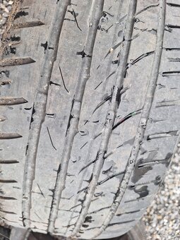 225/40 R18 - 4