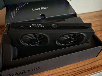 Intel Arc B580 Limited Edition 12GB - 4