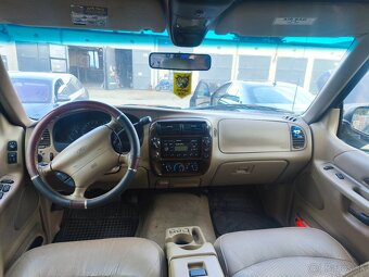 Ford Explorer 4.0 i v6 - 4