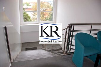 Na prenájom 2 kancelárie 24 m2 a 17 m2, v Trenčíne – širši - 4