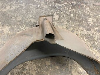 Zadní pravý podběh - Škoda Octavia - 4