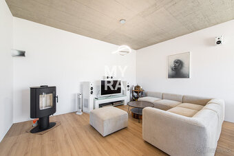 PRENÁJOM / zariadený 5-izbový rodinný dom / Podhorany - 4