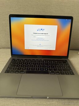 Macbook Pro 13’, 256gb, rok 2017, Space grey - 4