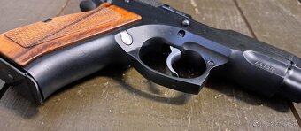 CZ 75 COMPACT - 4