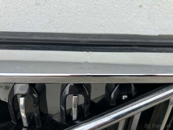 VOLVO XC40 2018- PREDNÁ MASKA - 4