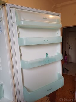 Chladnicka s mraznickou Electrolux - 4