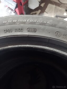 245/45 R18 - 4