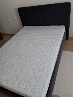 Manželská posteľ - 4